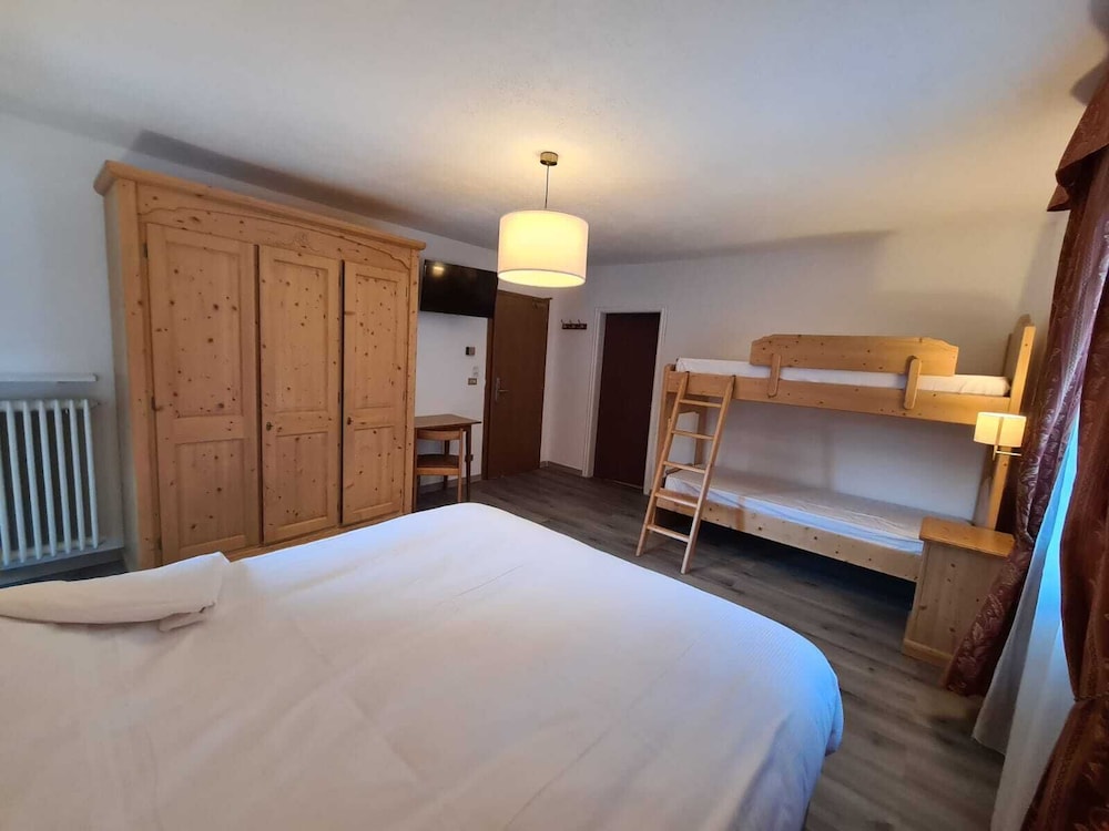 Rododendro Hotel 28/62