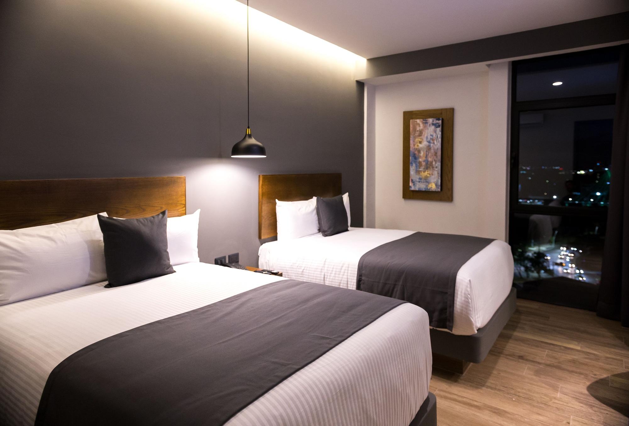 غرفة بسرير مزدوج، Gumont Guadalajara Lopez Mateos - Minerva Hotel 3/8
