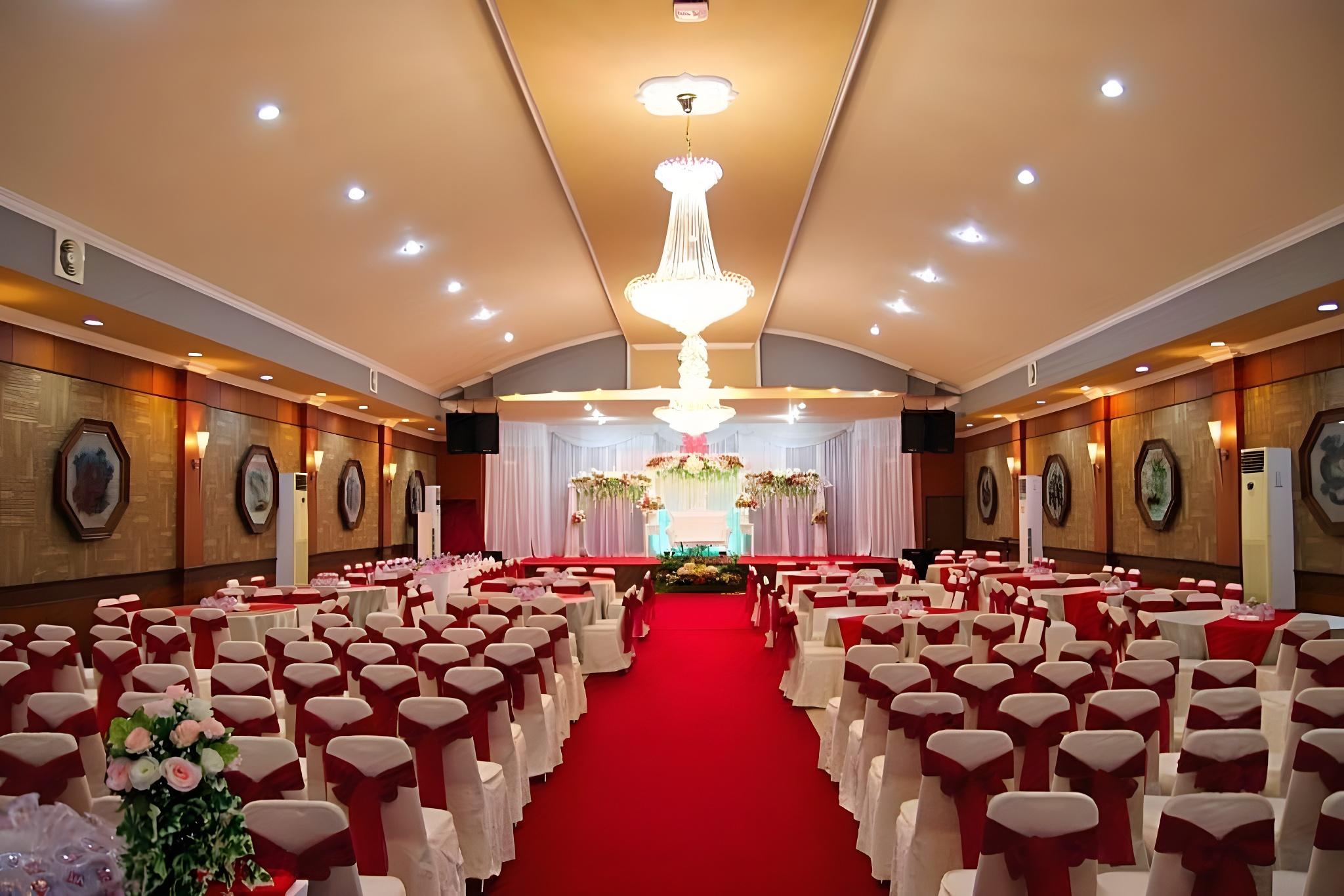 Hotel Roditha 20/30