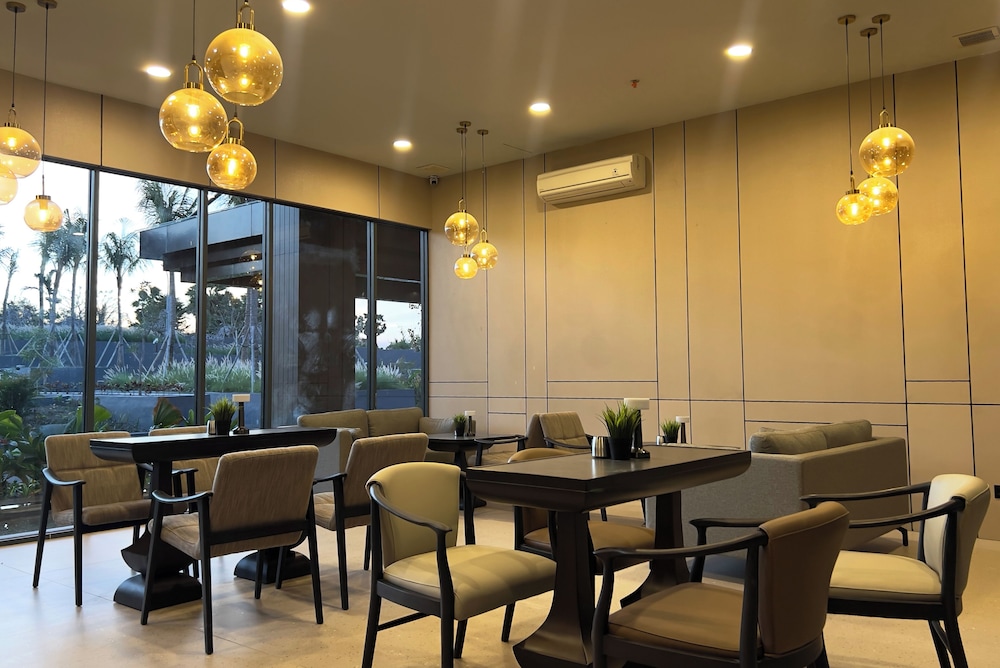 Myze Hotel Waingapu 24/35