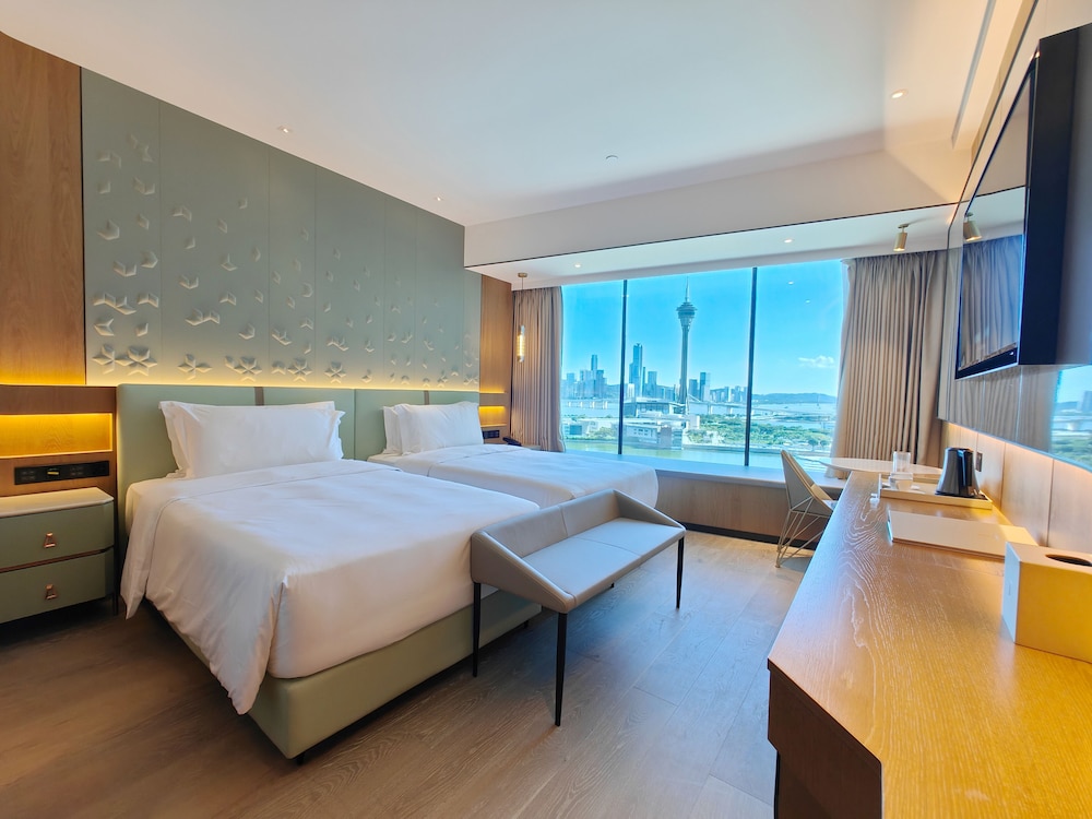 YOHO Treasure Island Hotel 28/60