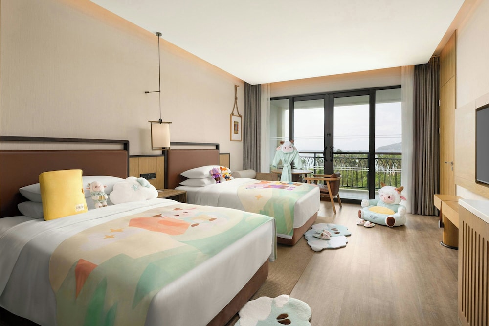 Deluxe, King Bed, Ocean View, Marriott Yalong Bay 5/10