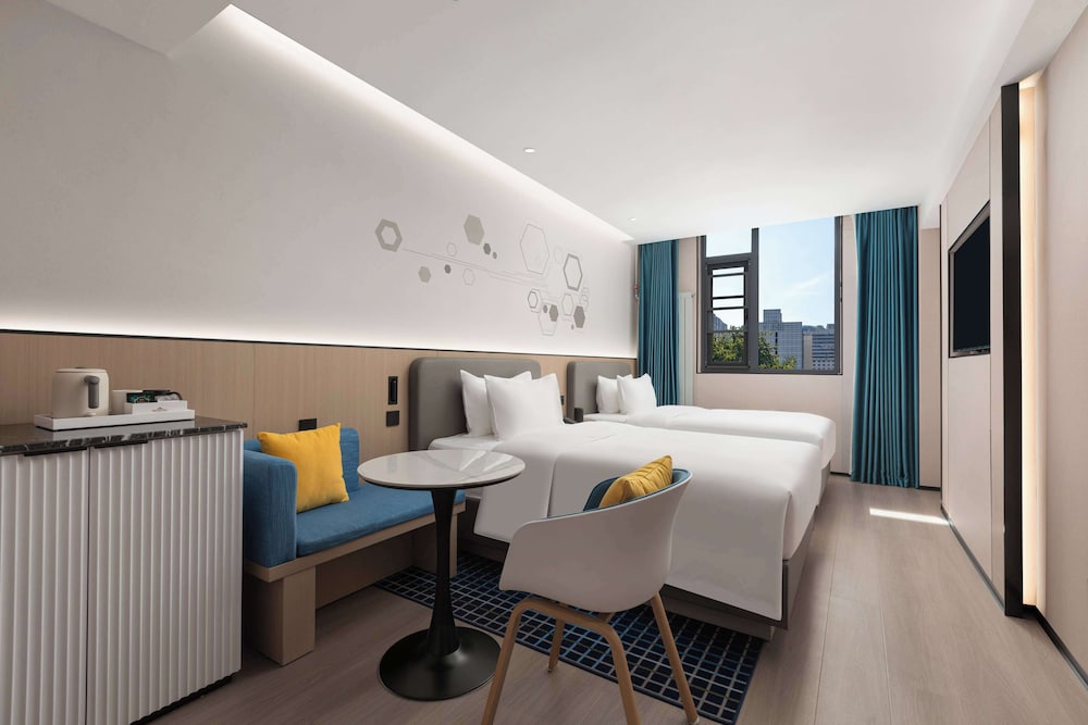 SUPERIOR, TWIN BEDS