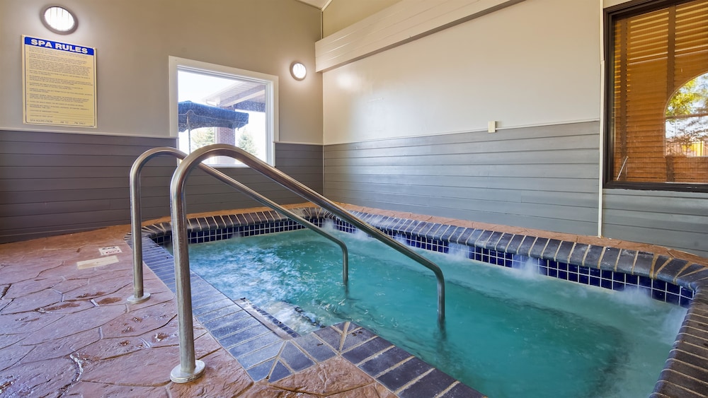 Best Western Alexandria Inn 17/33