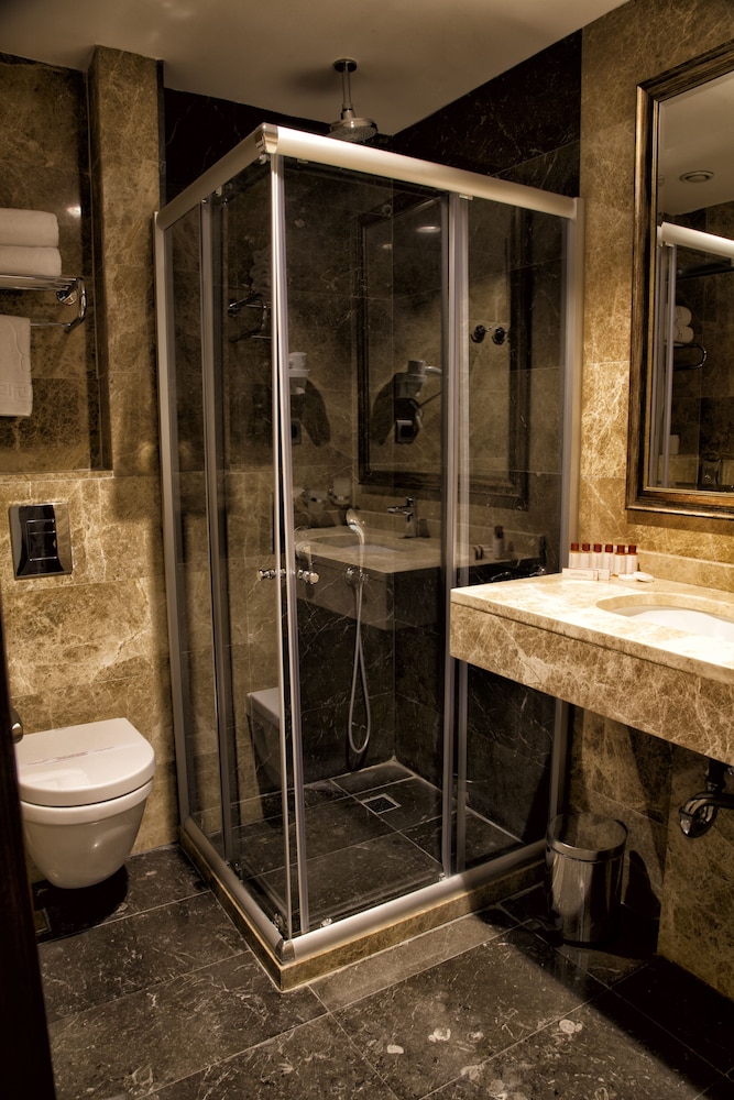 Crestium Taksim Prive & Spa 62/62