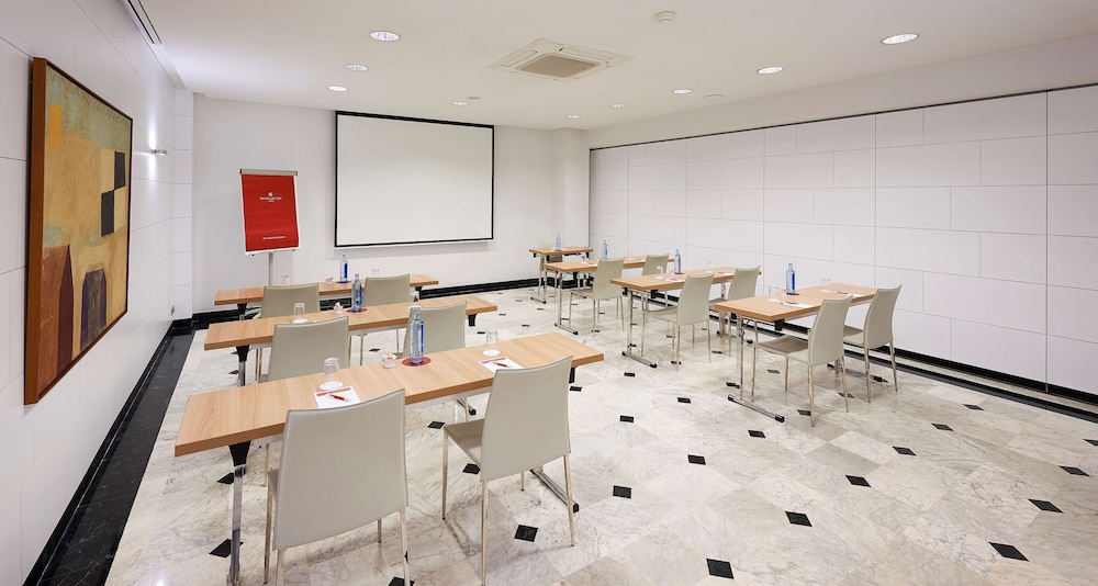 Nh Collection Villa De Bilbao 46/50