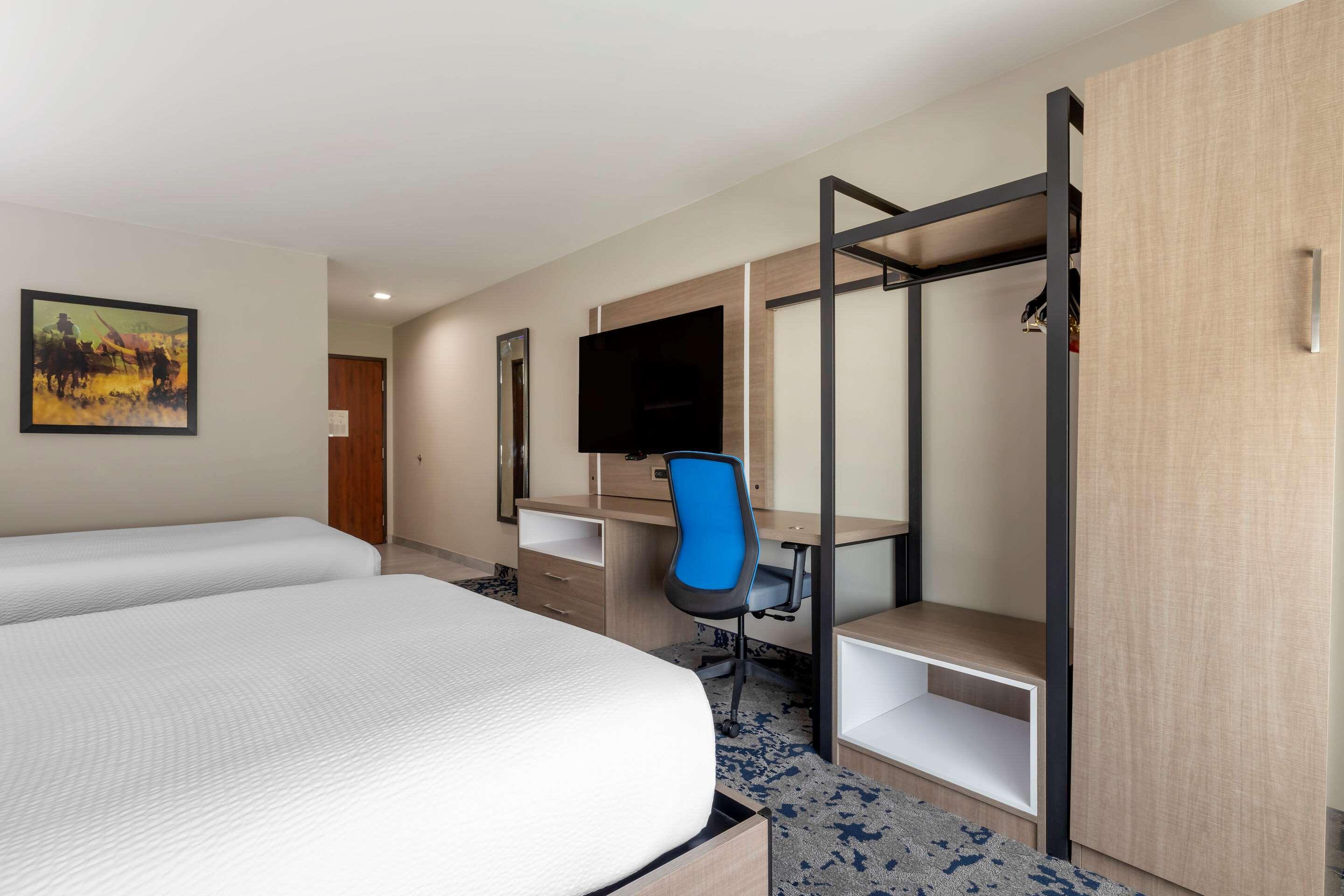 غرفة رباعية بسريرين كوين لذوي الإعاقة، Comfort Inn & Suites Muskogee OK 2/5