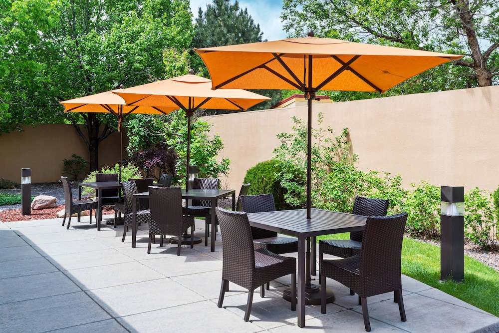 Courtyard by Marriott Denver Southwest-Lakewood 17/21