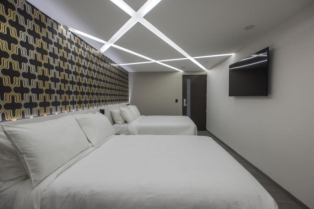 The Andy Hotel 18/64
