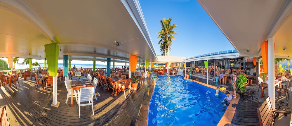 The Islander Hotel 45/50
