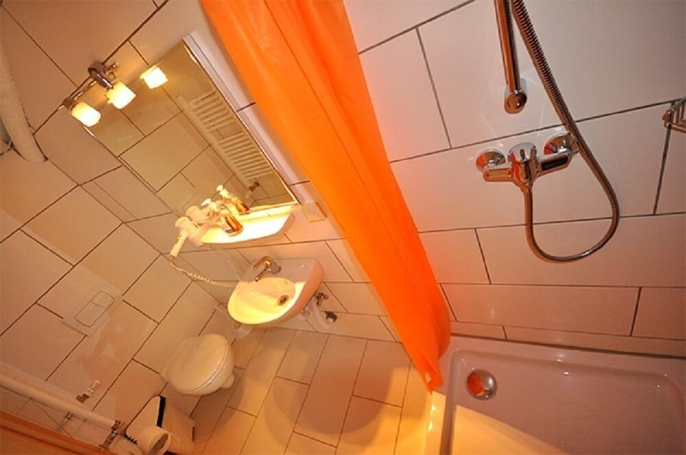 Hotel Hostel Drei Baren 12/32