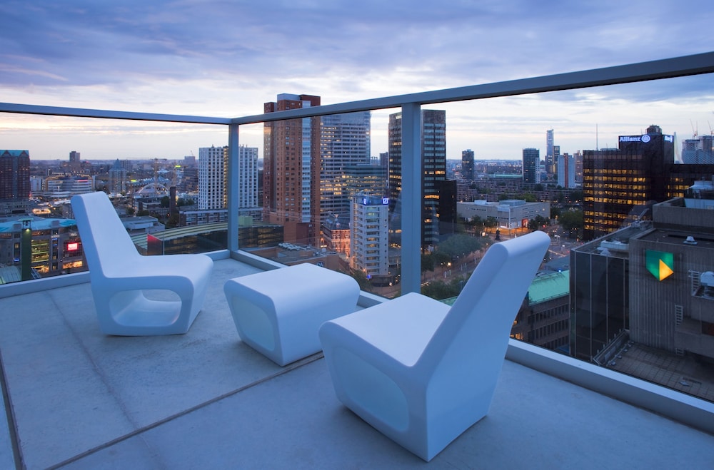 Urban Residences 44/50