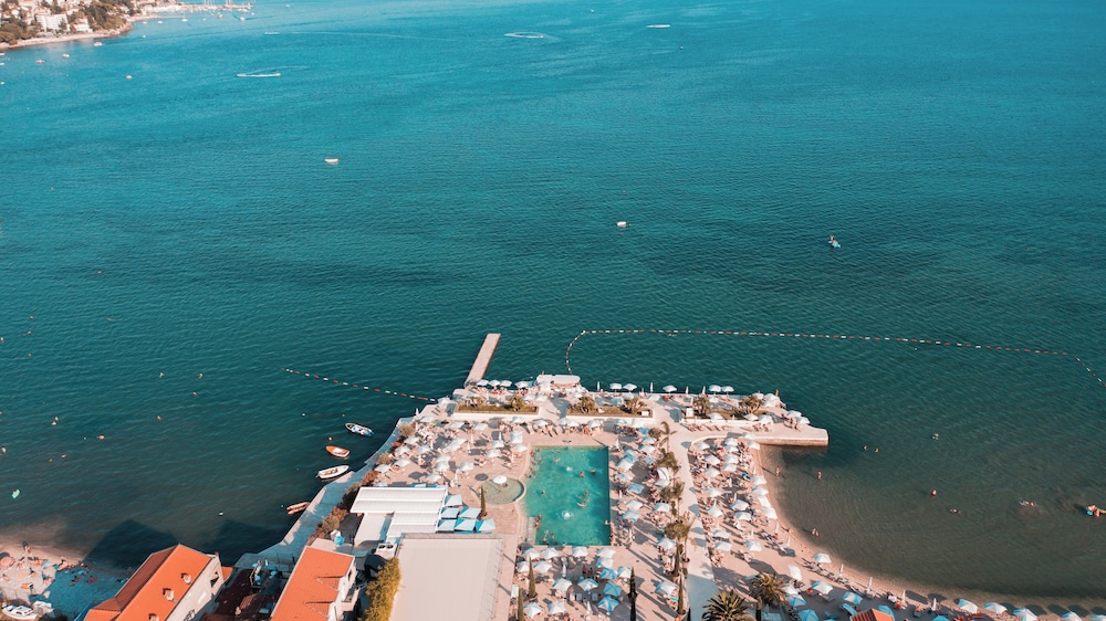 Palmon Bay Hotel and Spa 43/48