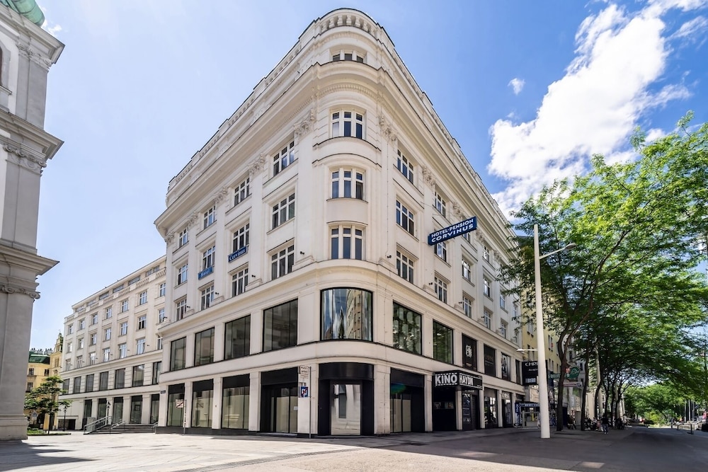 Corvinus Pension 53/59