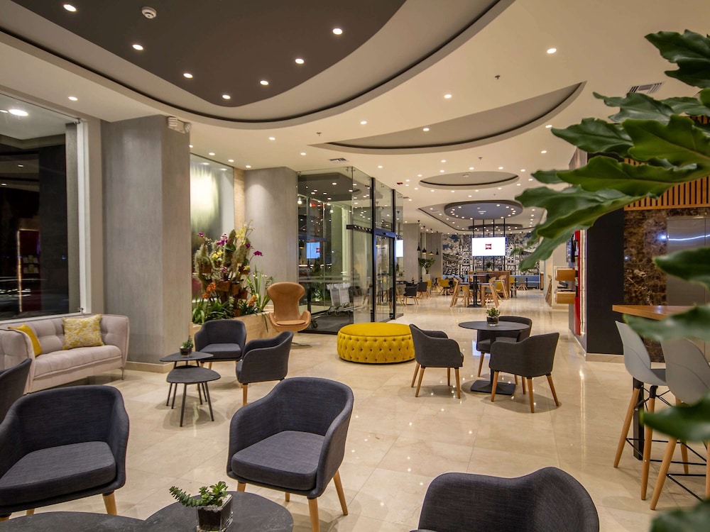 Ibis Quito 49/61