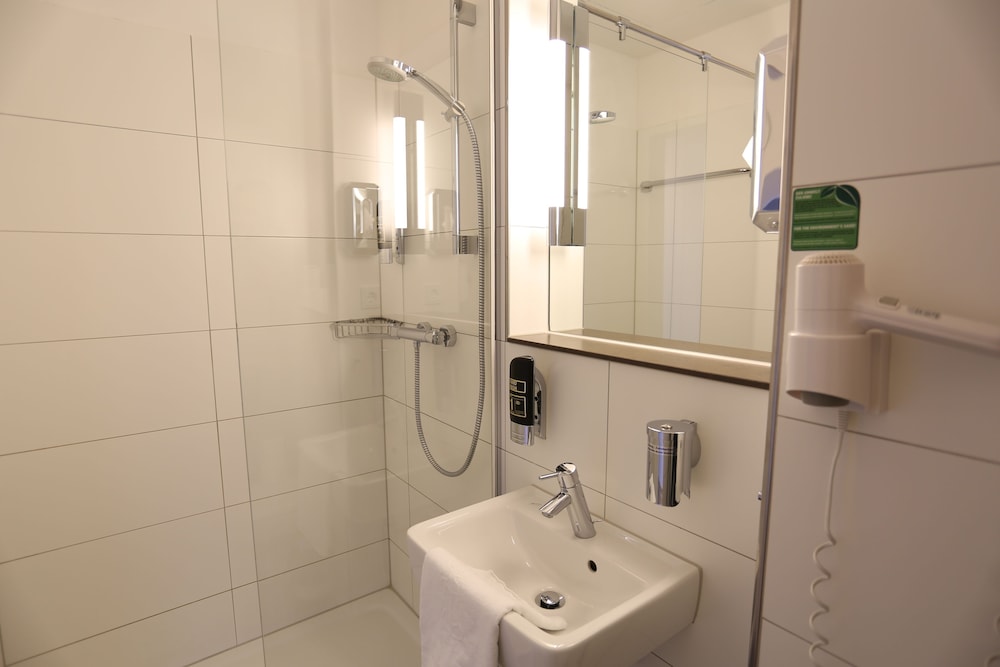 Aletto Kudamm Hotel Hostel 13/86