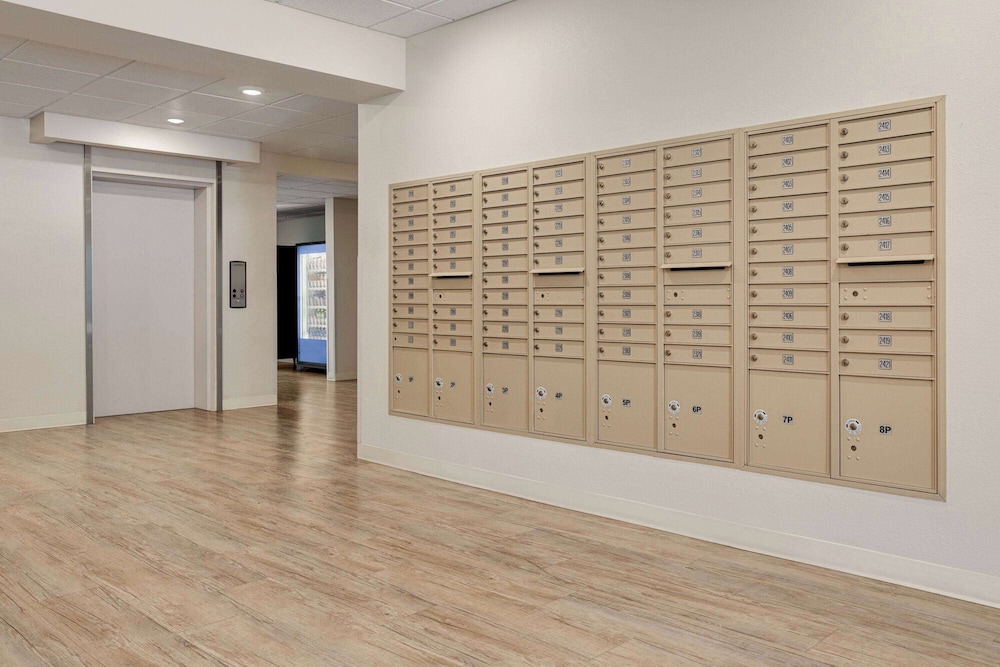WaterWalk Extended Stay by Wyndham Raleigh - RTP 6/61