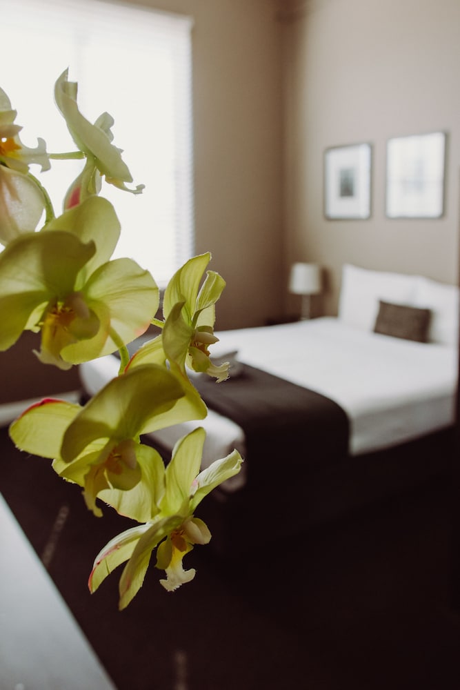 Crossroads Hotel Narrabri 6/39