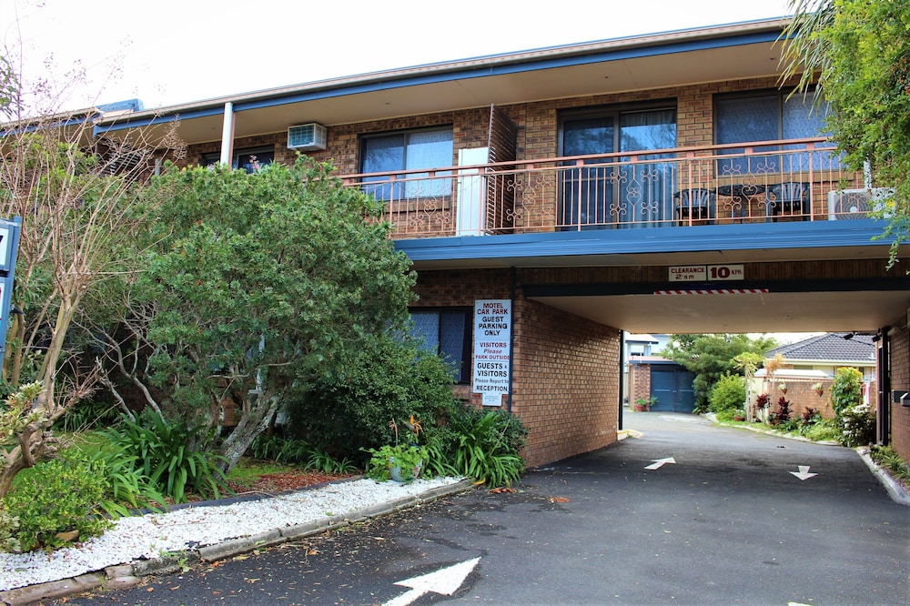 Bridge View Motel 4/50