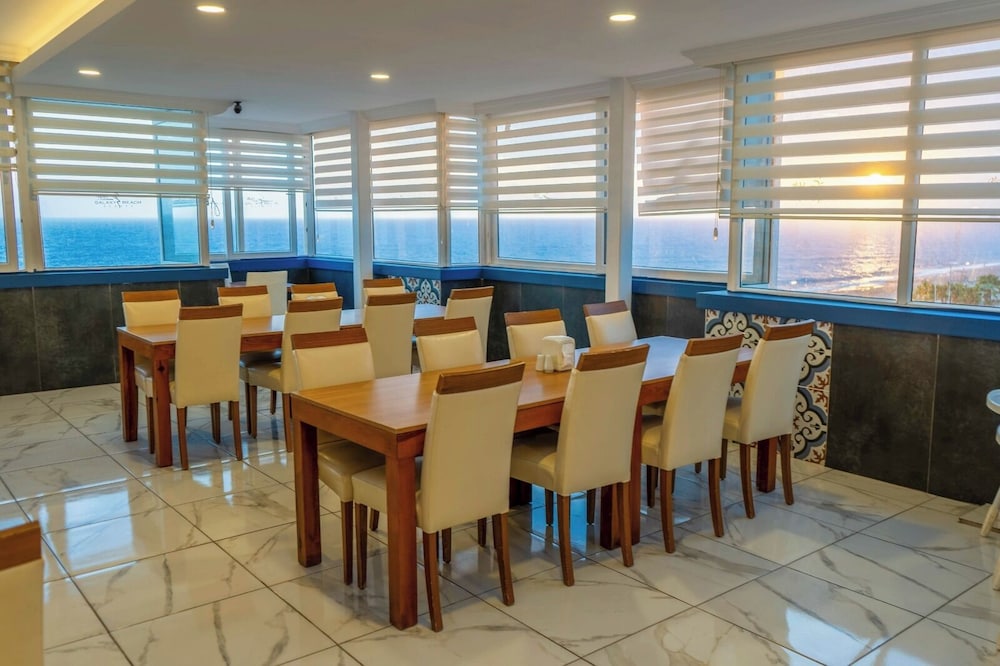 Galaxy Beach Hotel 61/72