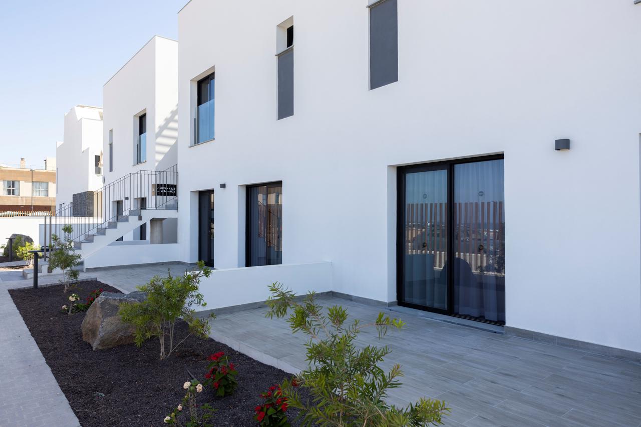 Esmeralda Cotillo Homes by LIVVO 71/79