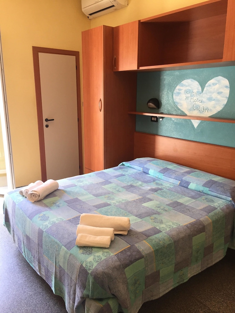 Hotel Colibrì 6/17