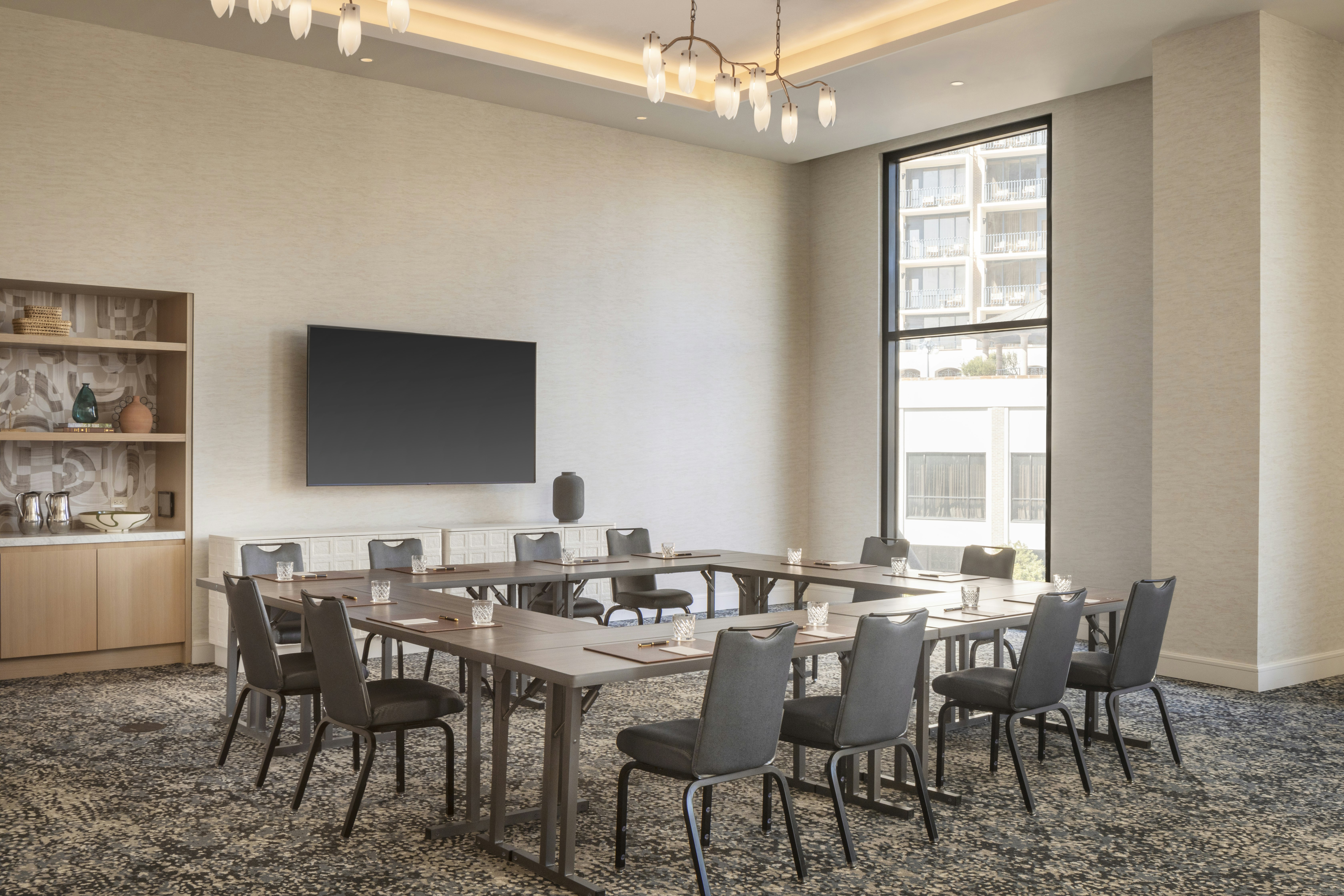 The Monarch San Antonio, Curio Collection By Hilton 42/50