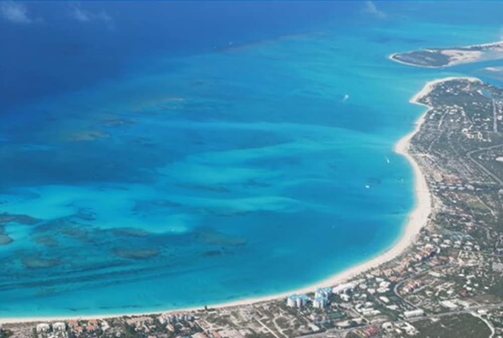 Grandview on Grace Bay 38/50