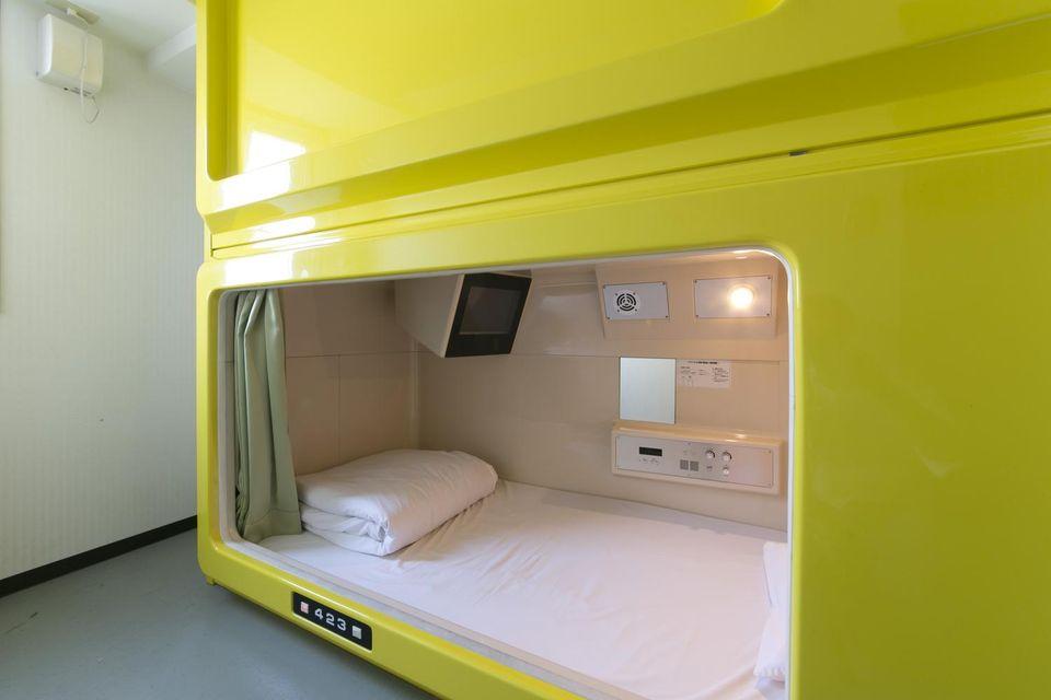 Capsule, Single, Bunk Bed, Shared Bathroom
