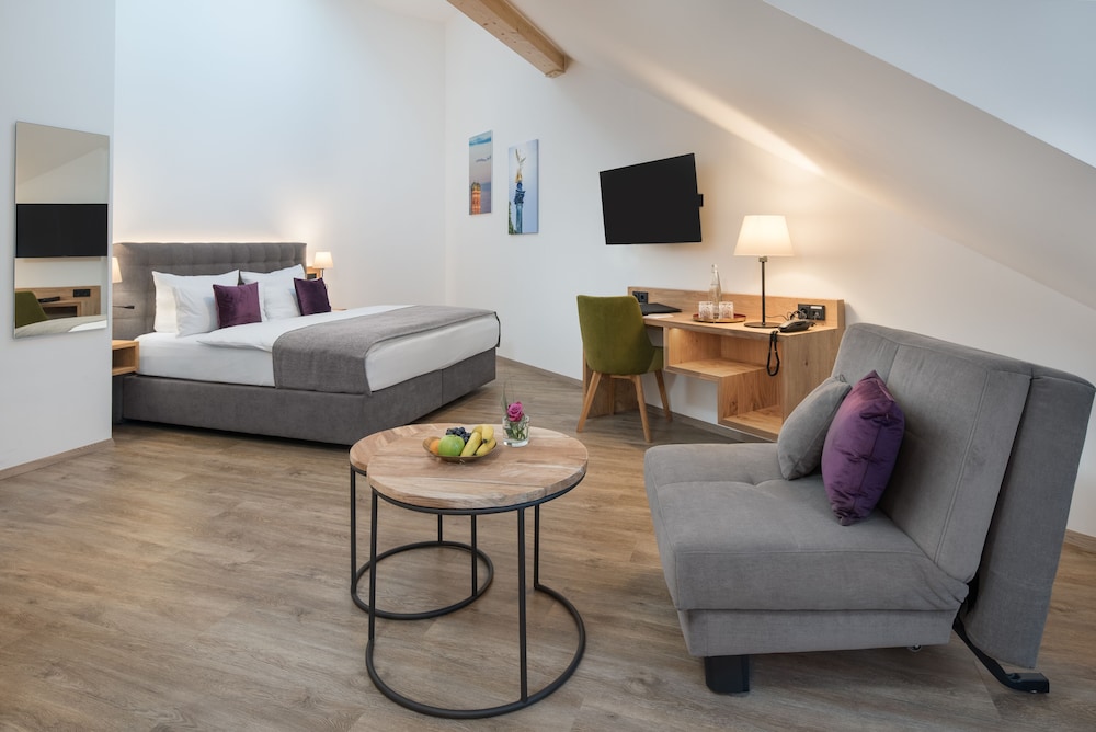 Hotel Obermaier 36/50