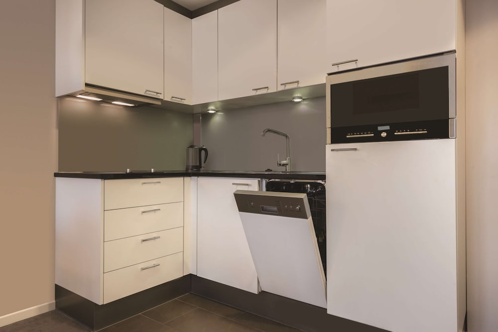 Adina Apartment Hotel Berlin Mitte 64/71