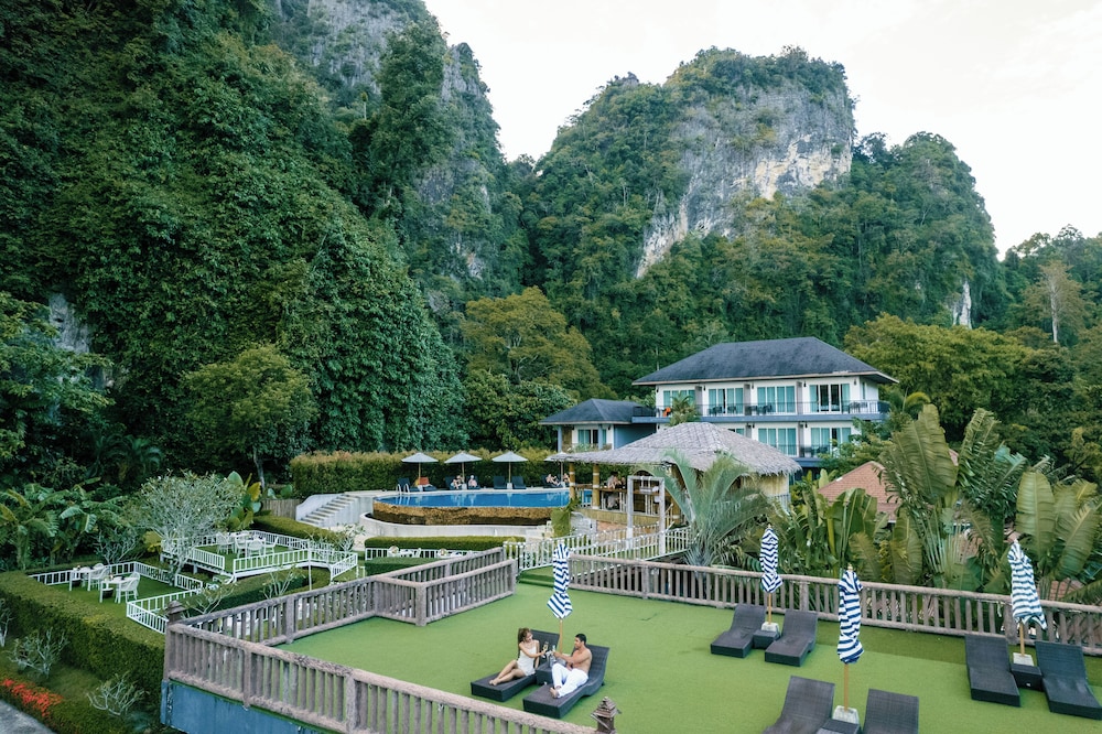 Railay Phutawan Resort 43/50