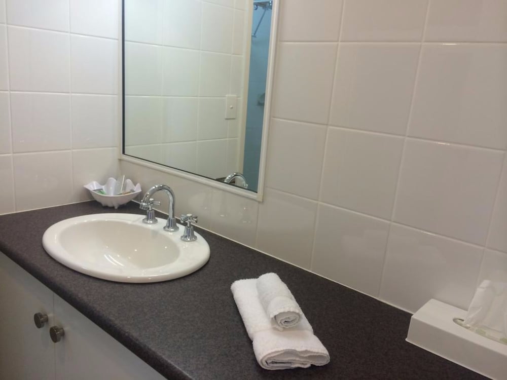 High Country Motor Inn 9/30