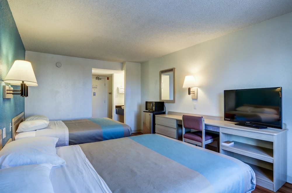 Motel6 Greenwood Village, CO - Denver - South Tech Center 28/54