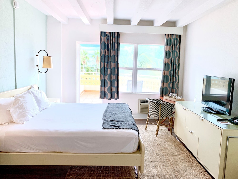 The Broadmore Miami Beach 5/48