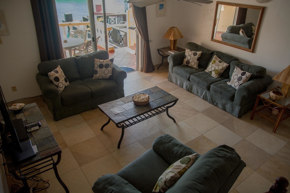 HBK Villa Rentals 20/36