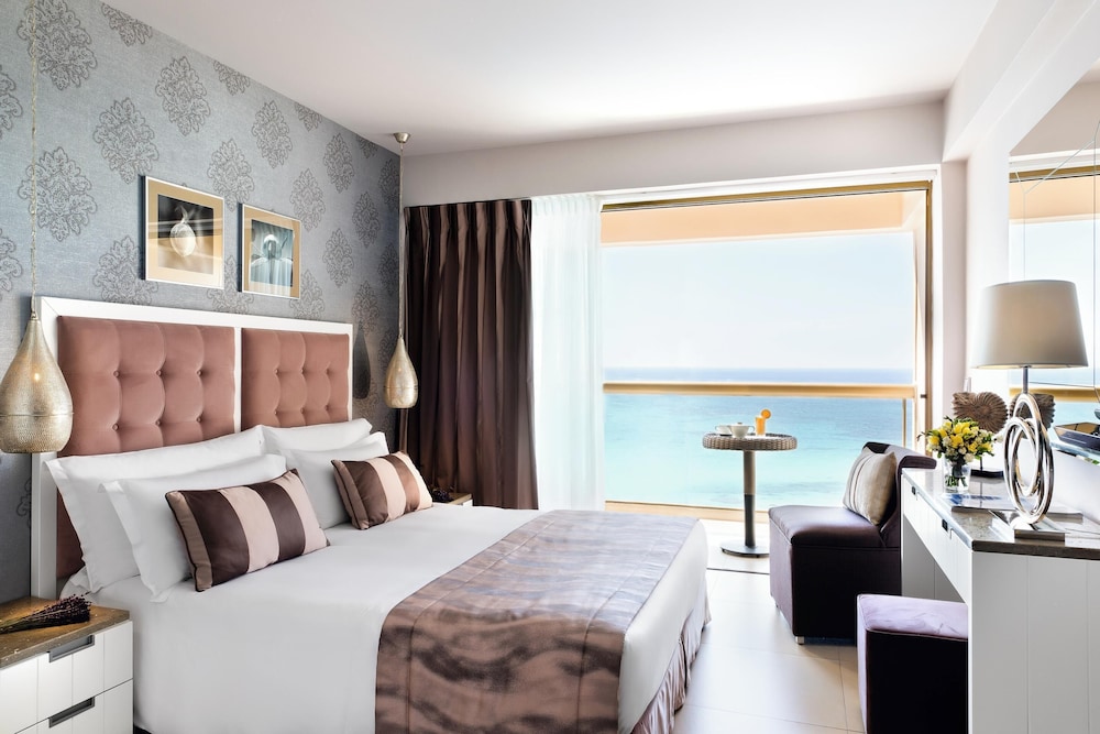 ROOM, DOUBLE BED, SEA VIEW