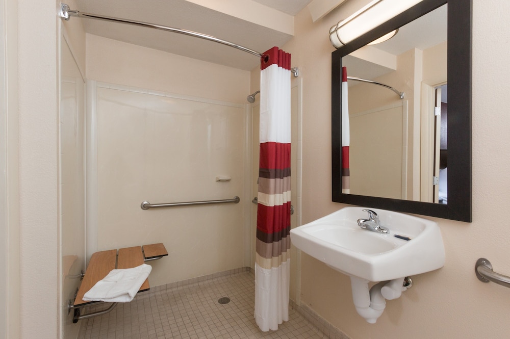 Red Roof Inn Washington Pa 11/21