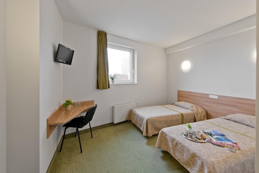 GREEN VILNIUS HOTEL 24/60