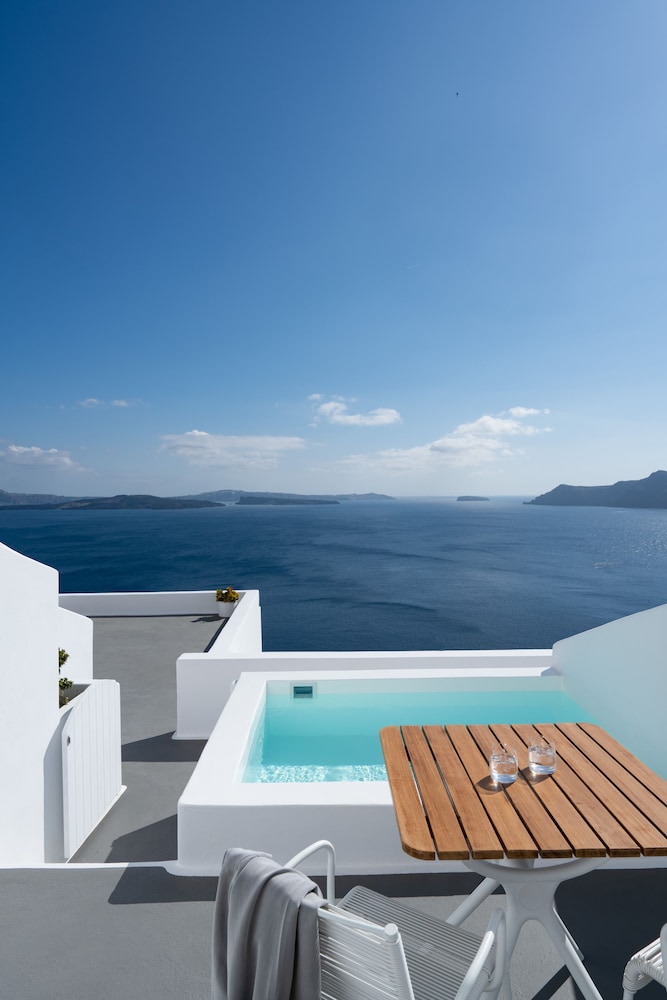 Villaki Oia 41/58