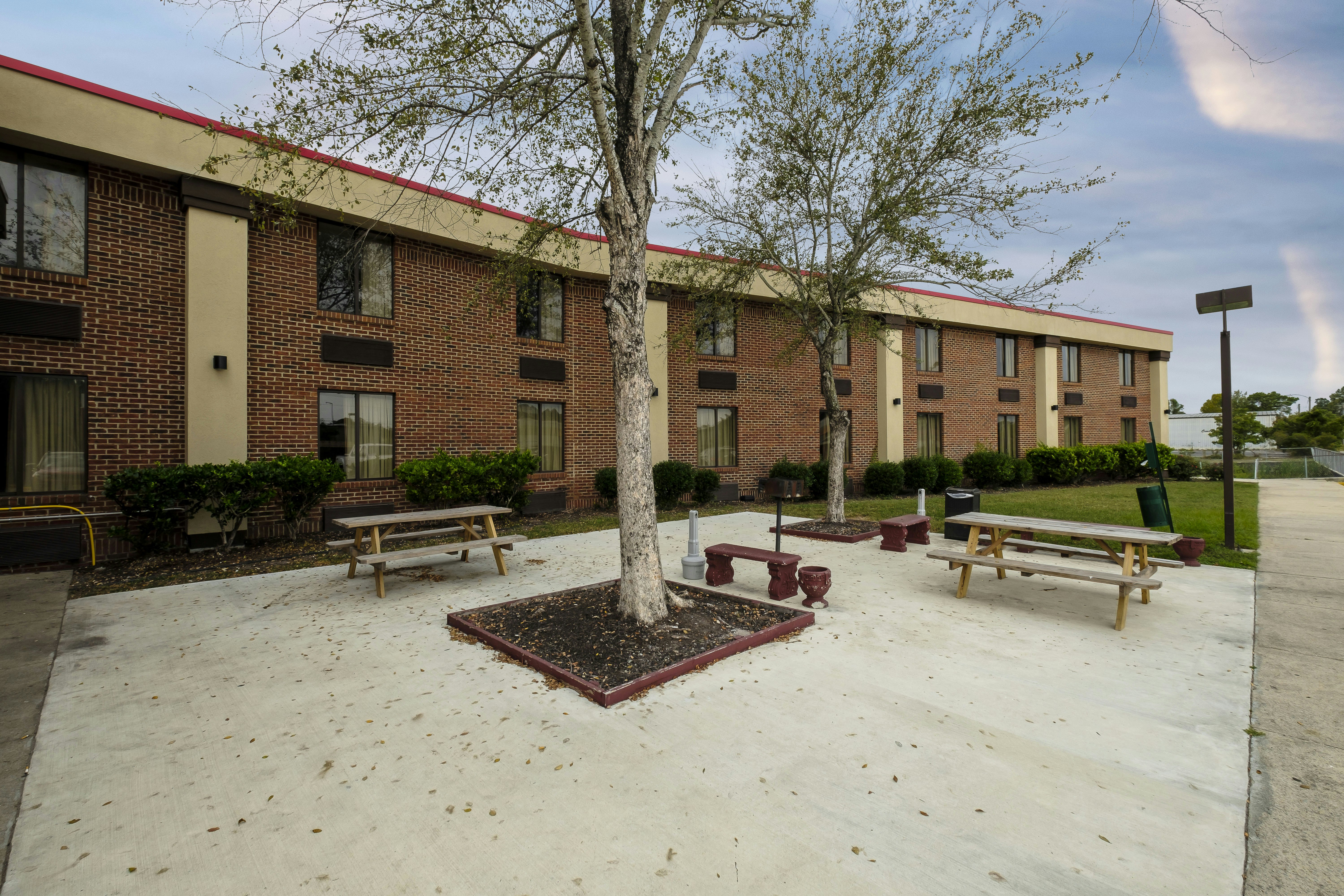 Red Roof Inn Suites Jacksonville Nc 51/53