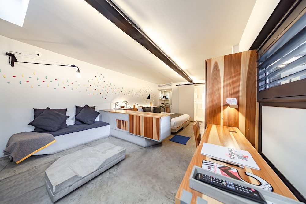 Carlota Hotel 16/50