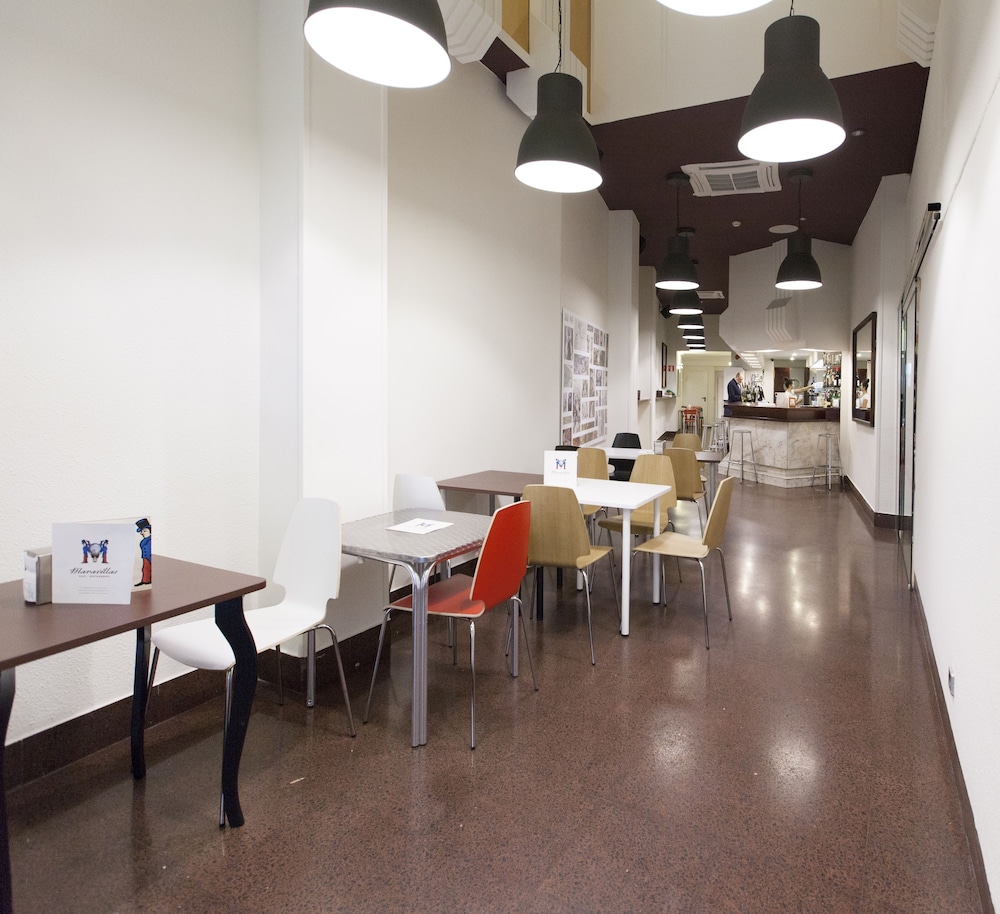 Hotel Los Bracos 46/53