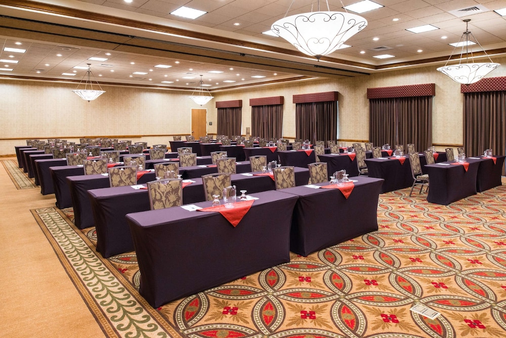 Hampton Inn and Suites Coeur D Alene 42/45