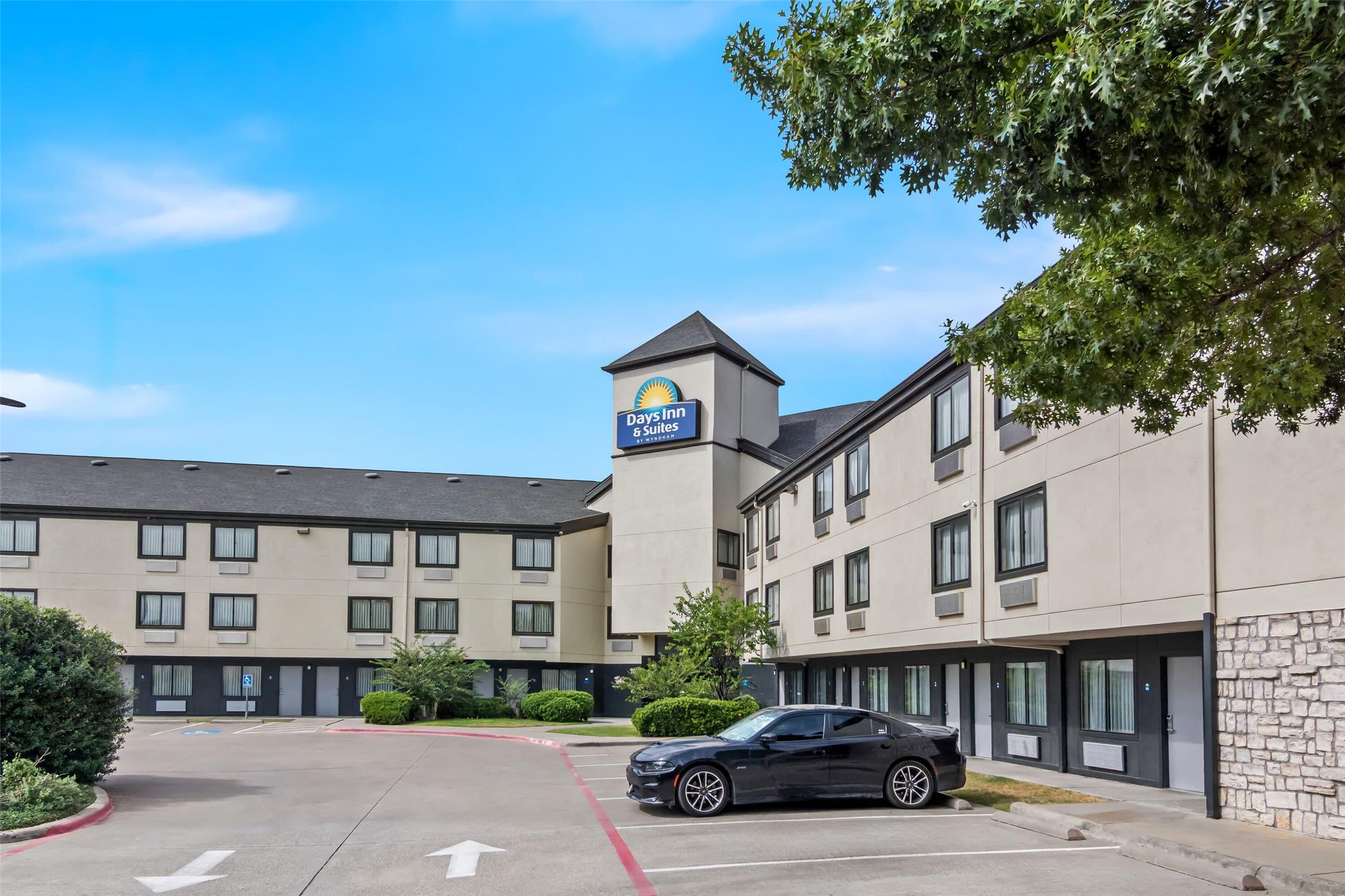 Days Inn & Suites by Wyndham DeSoto 31/44