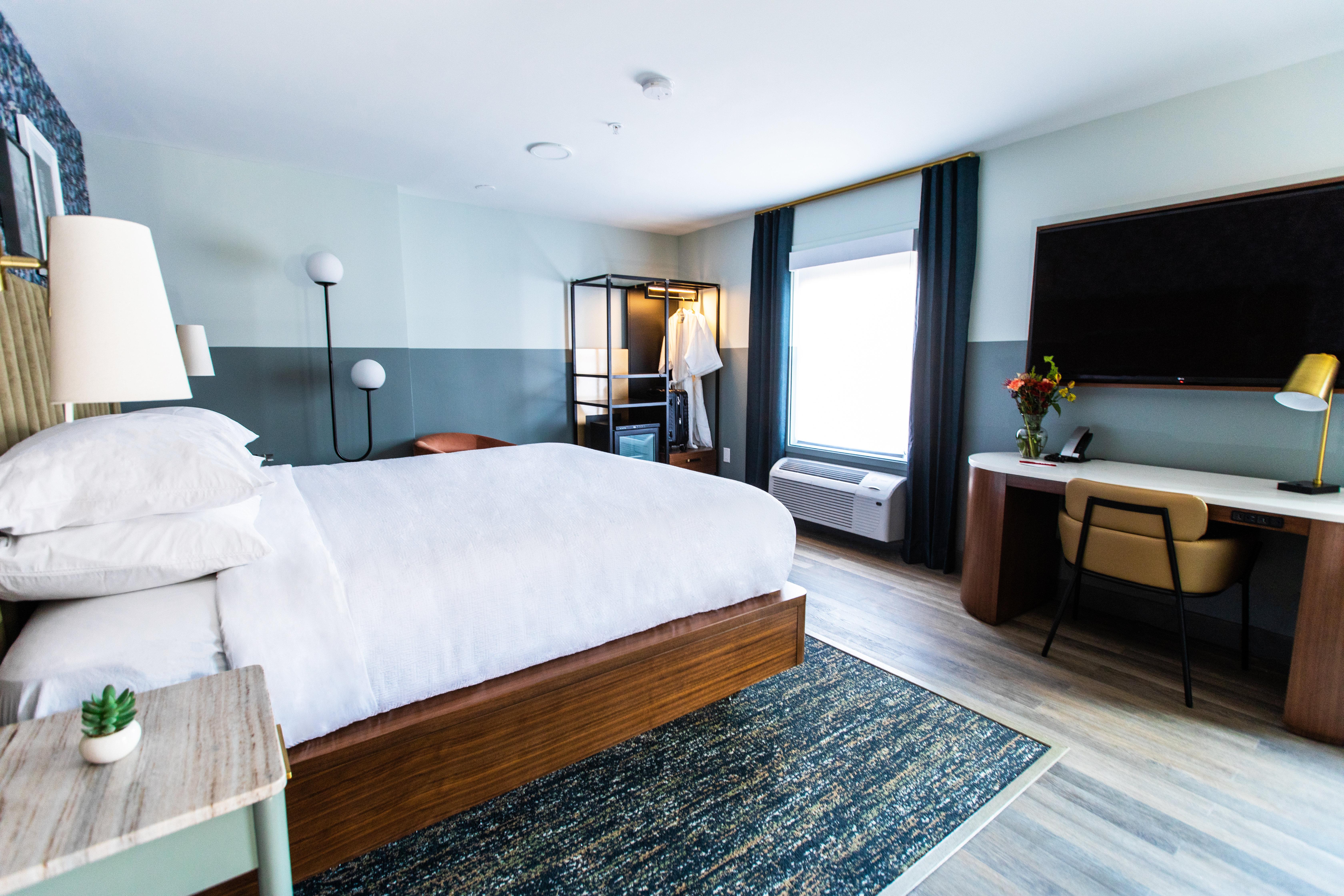 Room, King Bed
