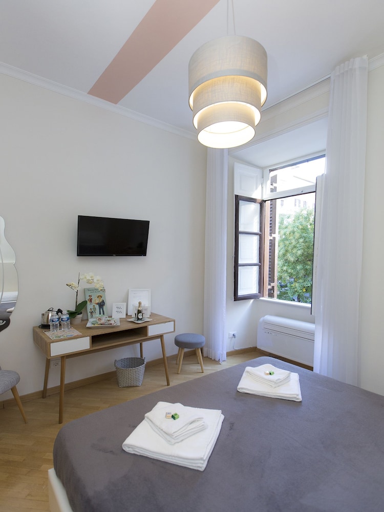 Al 7 Small Luxury Rooms 25/31