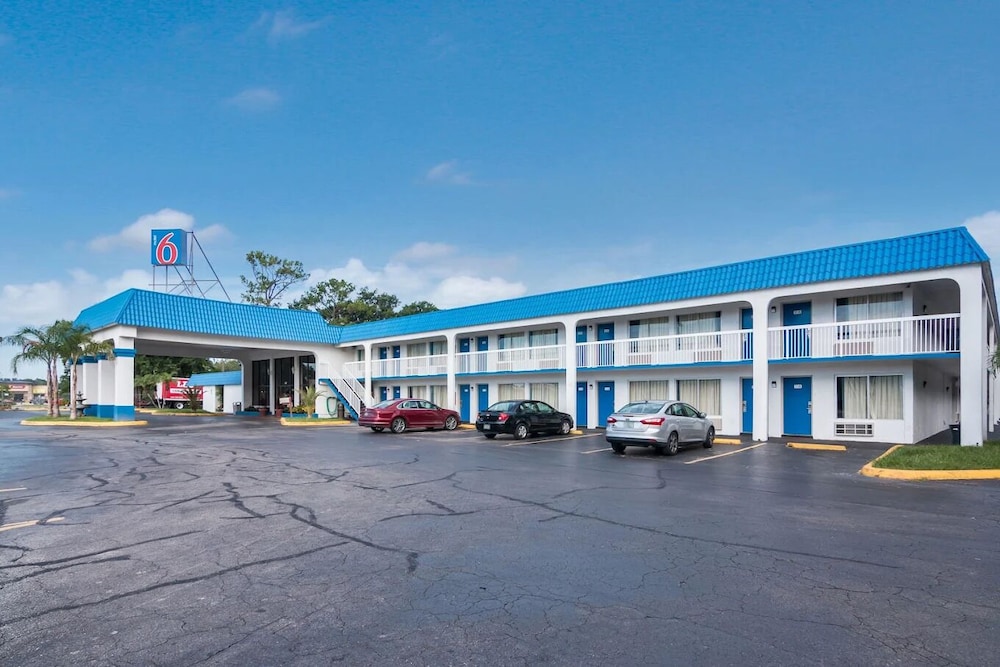 Motel6 Daytona Beach, FL - Speedway 51/57