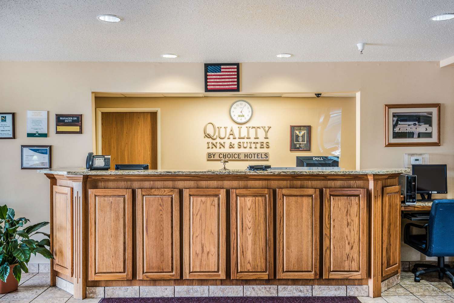 Quality Inn & Suites Eldridge Davenport North 4/31