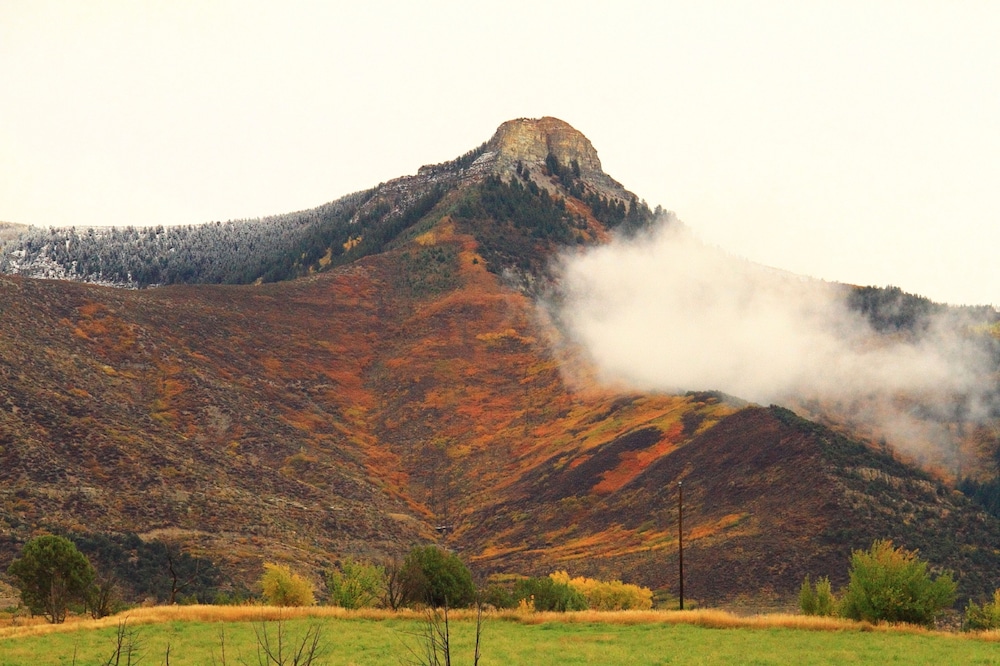 Western Slope Suites 59/59